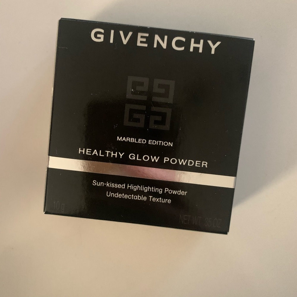 Givenchy Healthy glow powder marble edition.